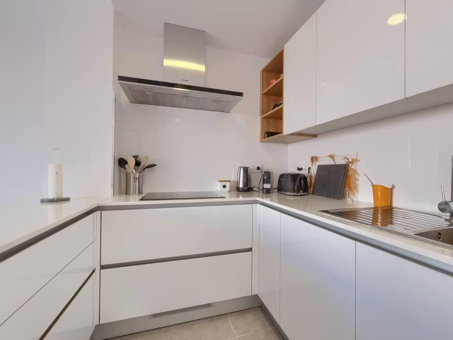 Bonito Apartamento 2 Minutos De La Playa Fuengirola Esterno foto