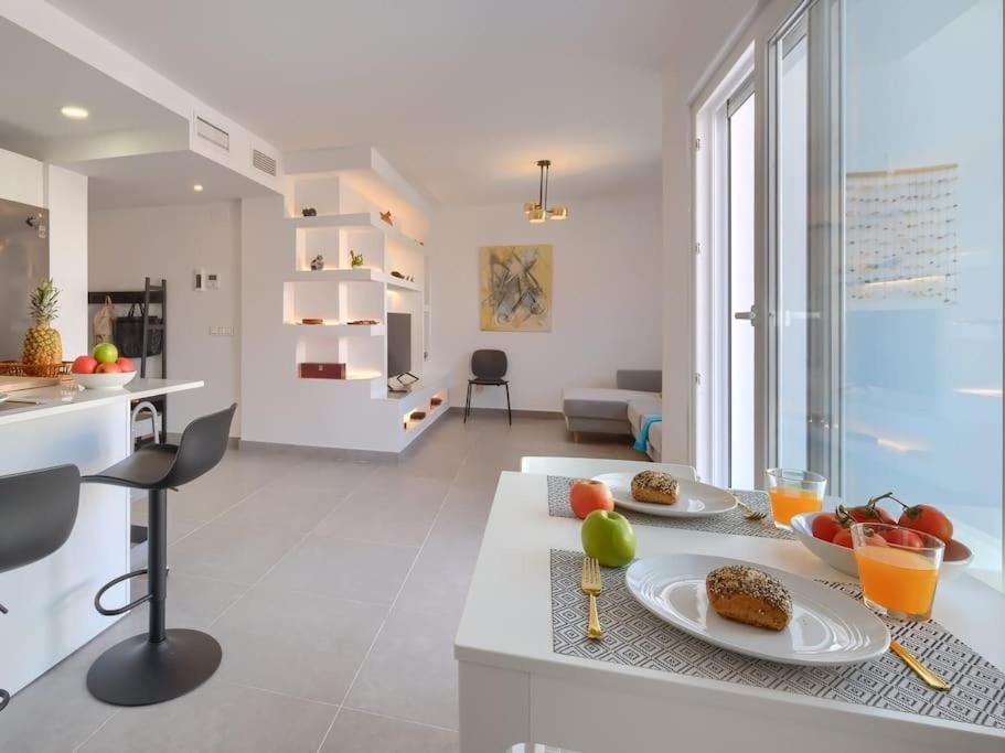 Bonito Apartamento 2 Minutos De La Playa Fuengirola Esterno foto
